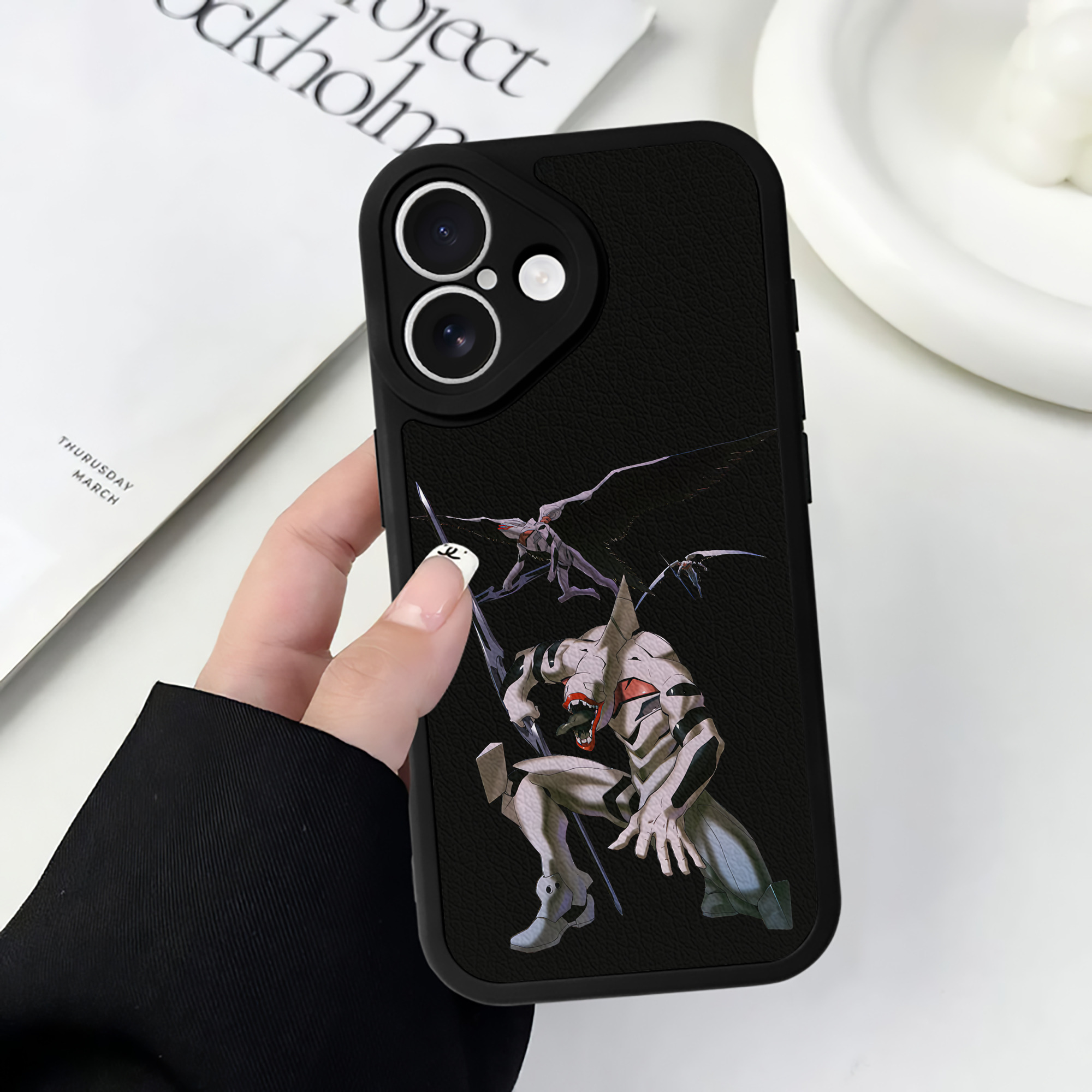 （画像用） EVA 新世紀エヴァンゲリオン 【iPhone 16シリーズ対応】シリコンスマホケース（レザー調） 材質：シリコン